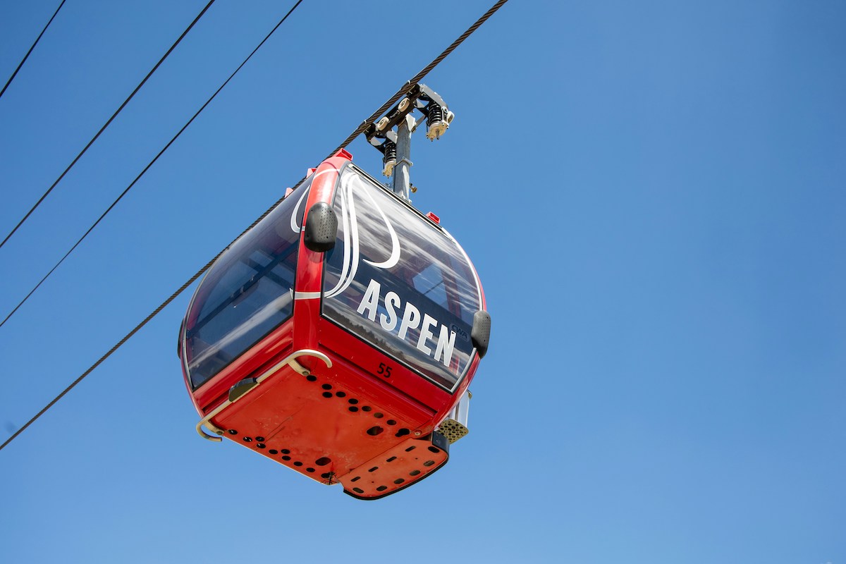 Skiing Aspen ski lift